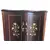 Foto de um(a) Cômoda com Marchetaria e Bronze, da categoria de Cômodas e Sapateira. Elegância Clássica e Sofisticação para o seu AmbienteExclusiva cômoda balcão de apoio em estilo clássico europeu (Bombê),... Mostrado de uma perspectiva diferente. Vendido no marketplace Trésors.