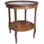 Foto de um(a) Mesa Lateral Redonda Clássica em Madeira, da categoria de Mesas laterais. Elegante mesa lateral (ou de apoio) clássico, ideal para compor salas de estar, escritórios ou recepções com um toque de... Mostrado de uma perspectiva diferente. Vendido no marketplace Trésors.