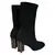 Foto de um(a) Bota Knit Louis Vuitton, da categoria de Botas. Bota Knit Louis Vuitton, saltos estrela com monogramas, italiana, em bom estado de conservação, porém foi retirada as tiras... Vendido no marketplace Trésors.