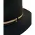 Foto de um(a) Chapéu Fedora Perry Ellis, da categoria de Chapéus. Chapéu Fedora, feltro 100% lã, da marca americana Perry Ellis, foram produzidos pela marca em coleções de inverno... Mostrado de uma perspectiva diferente. Vendido no marketplace Trésors.