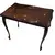 Foto de um(a) Mesa Auxiliar Clássica com Marchetaria Floral e Pés Cabriolé, da categoria de Conjunto de mesas e cadeiras. Sofisticada mesa de apoio/auxiliar em estilo clássico, perfeita para enriquecer a decoração da sala de estar, hall de... Vendido no marketplace Trésors.