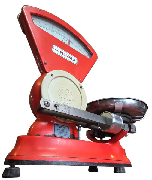 Foto de um(a) Balança Filizola Antiga de Prato - Modelo de Precisão, da categoria de Outros colecionáveis. Relíquia e Precisão: Balança Mecânica Filizola Leve para sua coleção ou estabelecimento um símbolo da indústria brasileira.... Mostrado de uma perspectiva diferente. Vendido no marketplace Trésors.