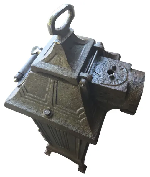 Foto de um(a) Antiga Salamandra de Coluna em Ferro Fundido, da categoria de Outros colecionáveis. Mostrado de uma perspectiva diferente. Vendido no marketplace Trésors.