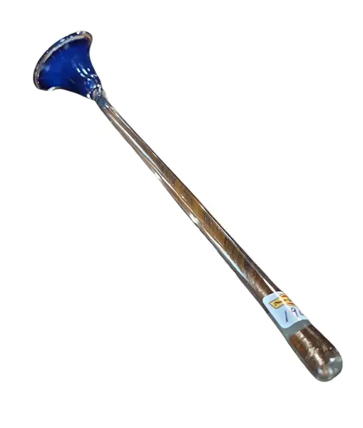 Foto de um(a) Flor Copo-de-Leite em Cristal Murano – Azul Cobalto e Dourado, da categoria de Outros colecionáveis. Exclusiva escultura artística em cristal tipo Murano, modelada à mão representando uma delicada flor (estilo Copo-de-Leite).... Mostrado de uma perspectiva diferente. Vendido no marketplace Trésors.