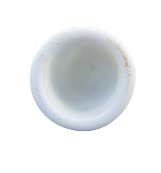 Foto de um(a) Dedal de Coleção em Porcelana – Marreco, da categoria de Outros colecionáveis. Este elegante dedal é uma peça indispensável para colecionadores de porcelana e entusiastas de temática ornitológica.... Mostrado de uma perspectiva diferente. Vendido no marketplace Trésors.