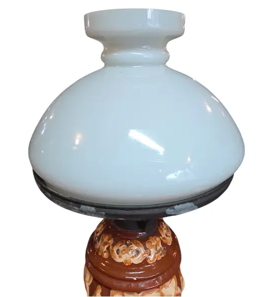 Foto de um(a) Abajur em Cerâmica Esmaltada, da categoria de Abajures. Uma peça versátil e elegante que combina com diversos estilos de decoração. Com acabamento esmaltado de alta qualidade, este... Mostrado de uma perspectiva diferente. Vendido no marketplace Trésors.