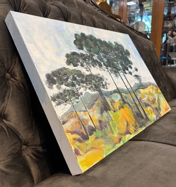 Foto de um(a) Andrea Prezutti - Araucárias, da categoria de Pinturas. Óleo sobre tela da grande artista paranaense Andrea Prezutti, natural de Jacarezinho. Mostrado de uma perspectiva diferente. Vendido no marketplace Trésors.