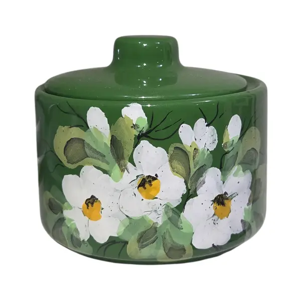 Foto de um(a) Jogo de Café/Chá em Porcelana Esmaltada Verde – Pintura Floral Artesanal – 15 Peças, da categoria de Conjuntos de café e chá. Encante seus convidados com este magnífico conjunto de café em porcelana esmaltada. Com um acabamento em verde folha... Mostrado de uma perspectiva diferente. Vendido no marketplace Trésors.