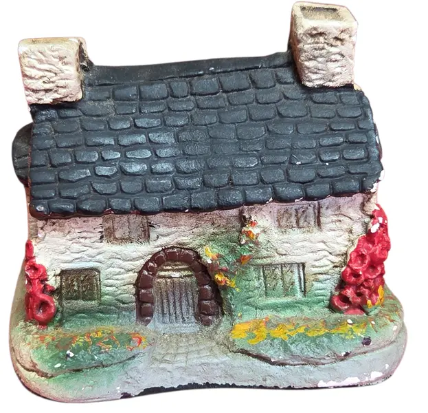 Foto de um(a) Mini Casinhas Colecionáveis Década de 70 - Veranna Bavaria, da categoria de Outros colecionáveis. Mini casinhas colecionáveis década de 70 - Veranna Bavaria Belíssimas miniaturas produzidas em gesso, com o clássico estilo... Vendido no marketplace Trésors.