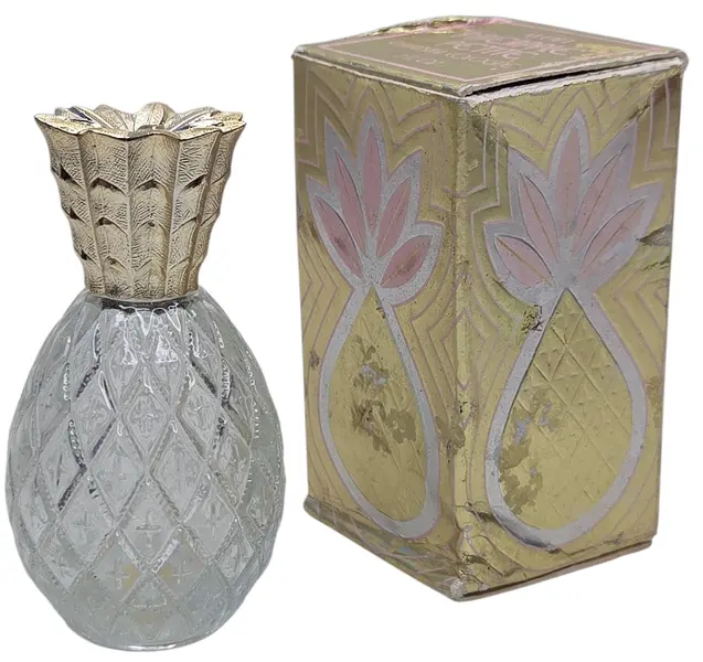 Foto de um(a) Perfume Avon Abacaxi Vintage, da categoria de Outros colecionáveis. Perfume Avon Abacaxi vintage. Mostrado de uma perspectiva diferente. Vendido no marketplace Trésors.