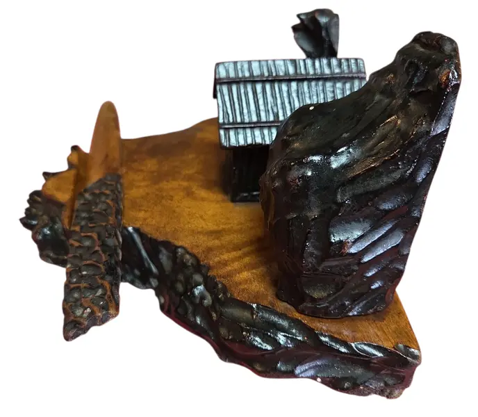 Foto de um(a) Escritório de Época: Tinteiro e Abridor de Cartas em Madeira Entalhada, da categoria de Outros colecionáveis. Excepcional conjunto de escrita vintage, composto por tinteiro de mesa e abridor de cartas coordenado. Esta peça destaca-se... Mostrado de uma perspectiva diferente. Vendido no marketplace Trésors.