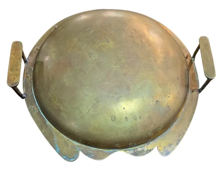 Foto de um(a) Centro de Mesa Austríaco Século XIX – Cena Clássica, da categoria de Centro de mesa. Uma obra de arte da cerâmica europeia do século XIX. Este imponente centro de mesa é um exemplar magnífico da produção... Mostrado de uma perspectiva diferente. Vendido no marketplace Trésors.