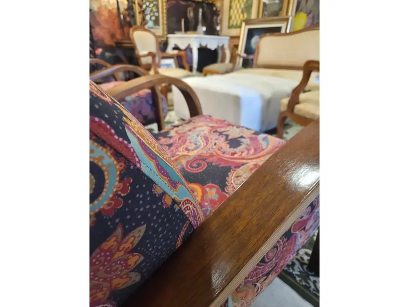 Foto de um(a) Poltrona Deco Fernando Jaeger – Design Inspirado nas Clássicas Poltronas Vintage da Móveis Cimo, da categoria de Poltronas. Fernando Jaeger, esta poltrona traduz a elegância do design Deco com forte inspiração nas icônicas poltronas vintage da... Mostrado de uma perspectiva diferente. Vendido no marketplace Trésors.