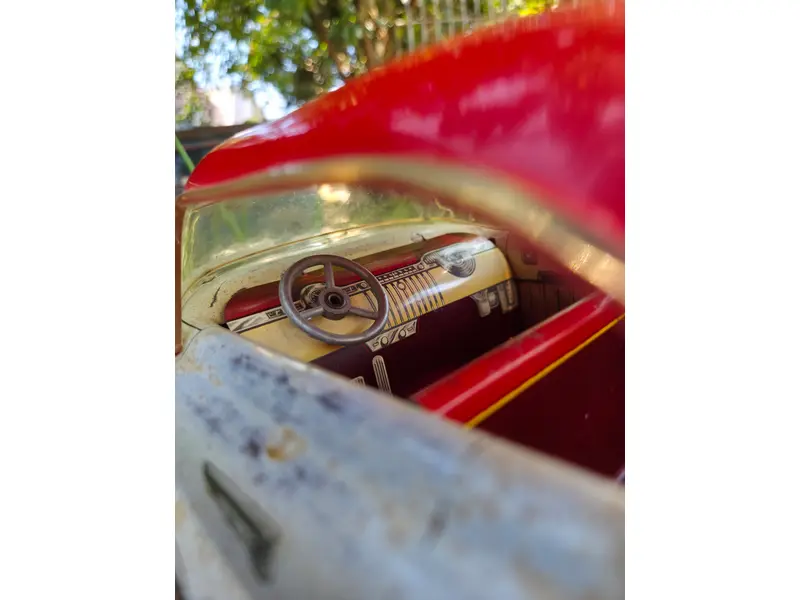 Foto de um(a) Carrinho Americano Marx, da categoria de Carros e caminhões de brinquedo. Autêntico carrinho americano da renomada fabricante Marx, produzido entre as décadas de 1940 e 1950. Peça original de época,... Mostrado de uma perspectiva diferente. Vendido no marketplace Trésors.